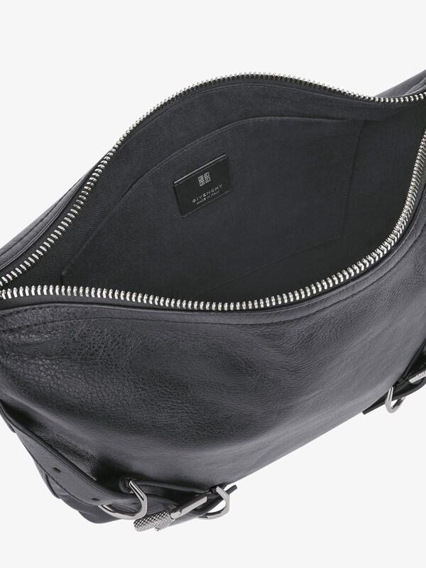 Givenchy Voyou Crossbody bag in grained leather Último día