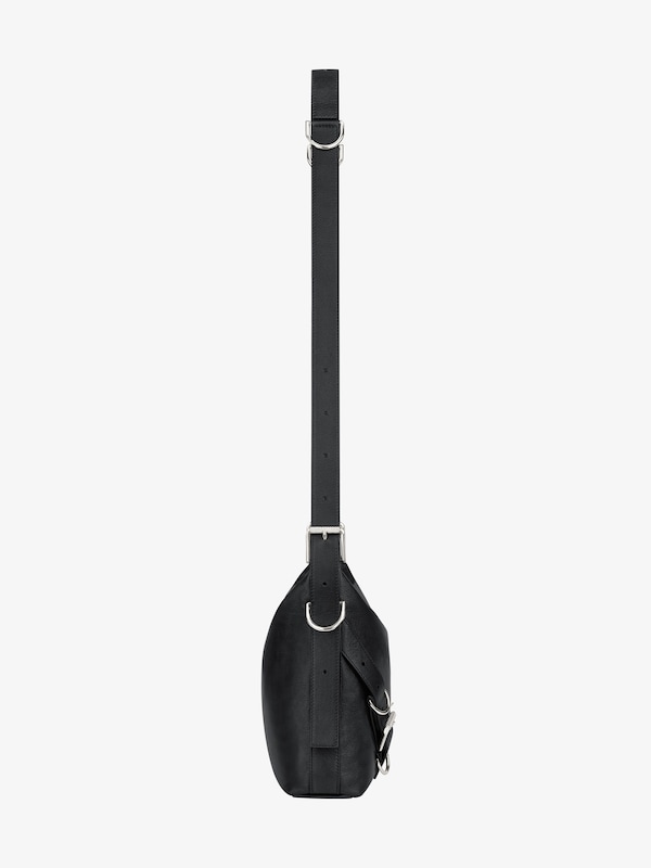 Givenchy Voyou Crossbody bag in grained leather Precio de fábrica