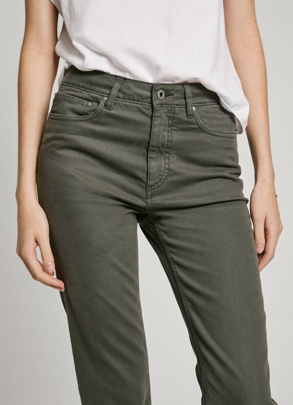 Pepe Jeans pantalón 5 bolsillos fit slim Limitado a 3 días