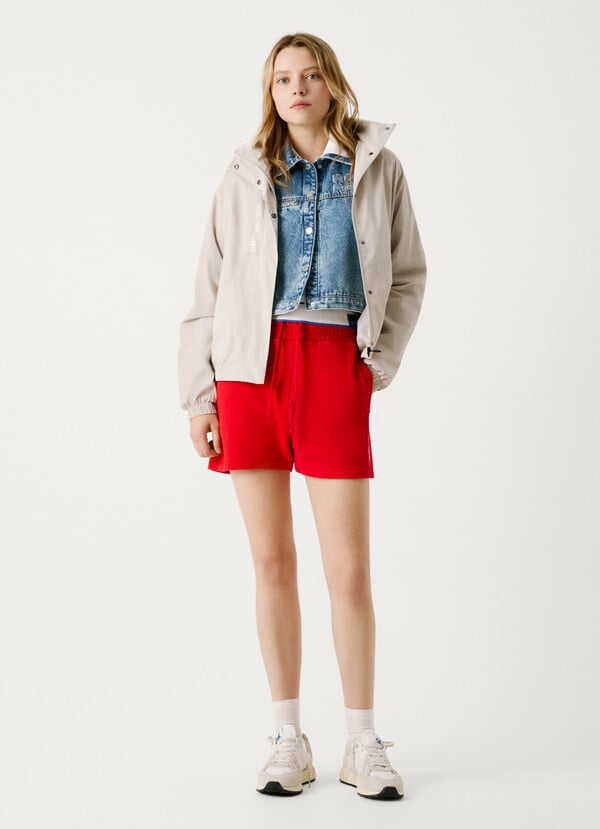 Pepe Jeans chaqueta con capucha plegable Descuento