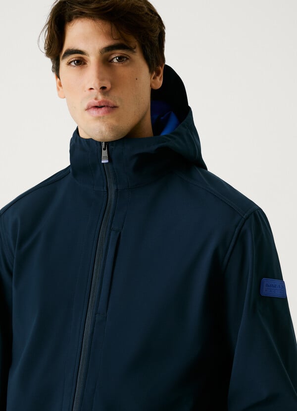 Pepe Jeans chaqueta capucha con logo en relieve Última moda